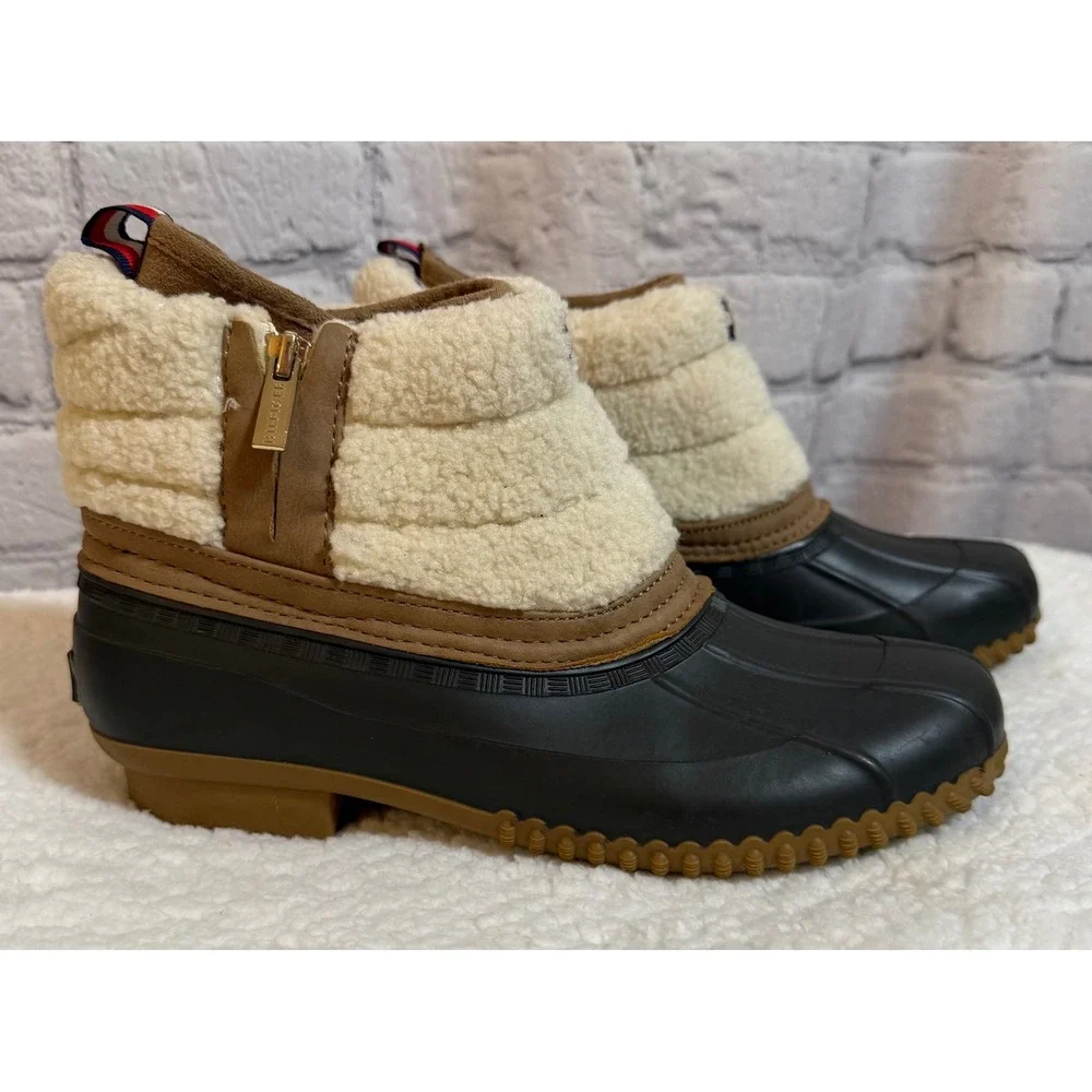 Tommy Hilfiger TWROANA Duck Boots Womens 8 Black Cream Faux Shearling Ankle Boot